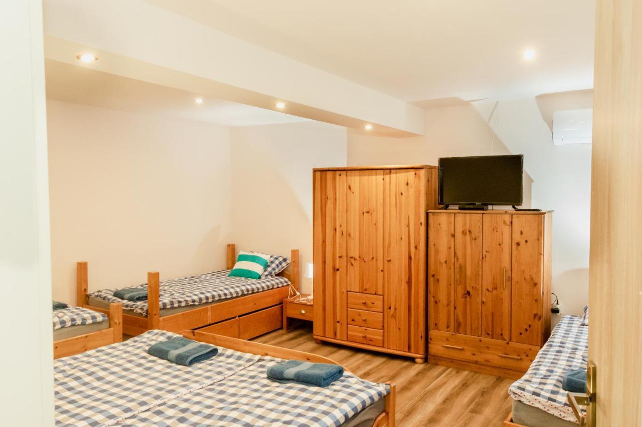 Olivia Apartman Apartment Sárospatak Екстериор снимка